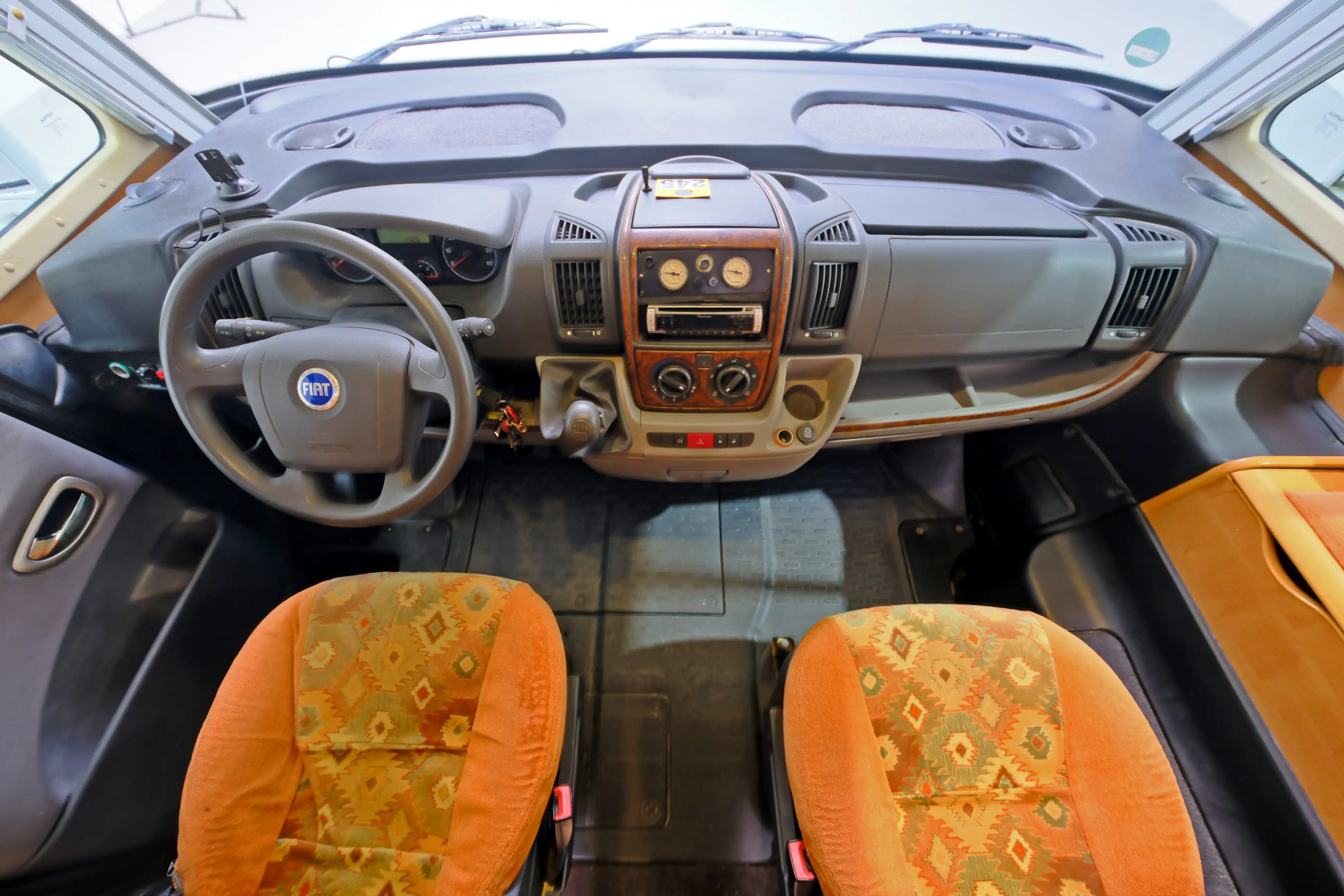 RAPIDO LE RANDANNEUR 9048 DF - Ansicht 5